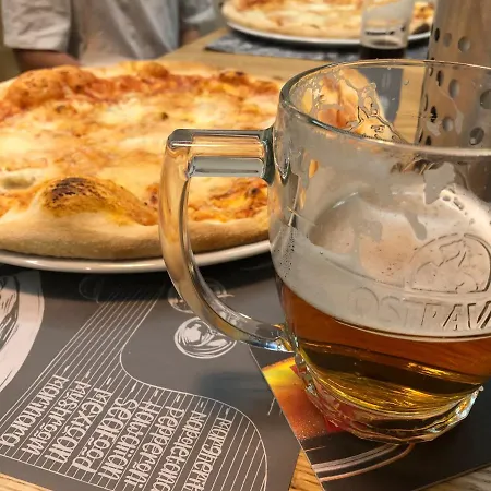 Penzion&pizzerie U Massima Gasthuis *