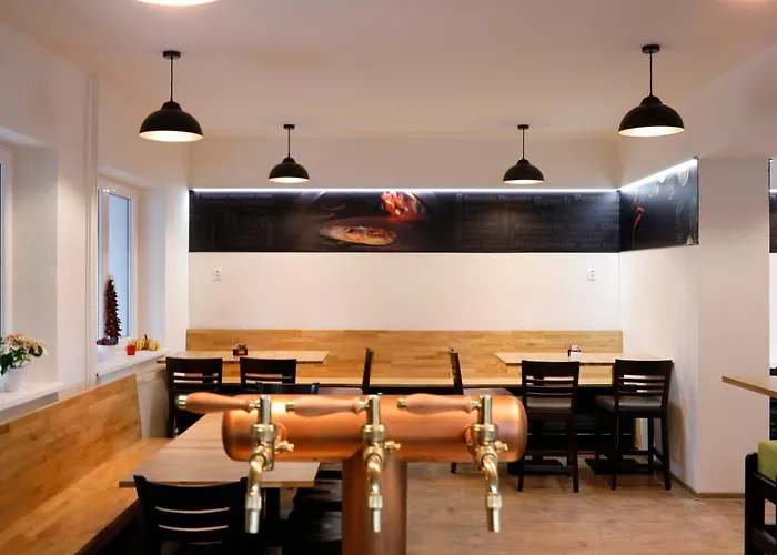 Penzion&pizzerie U Massima بيت ضيافة